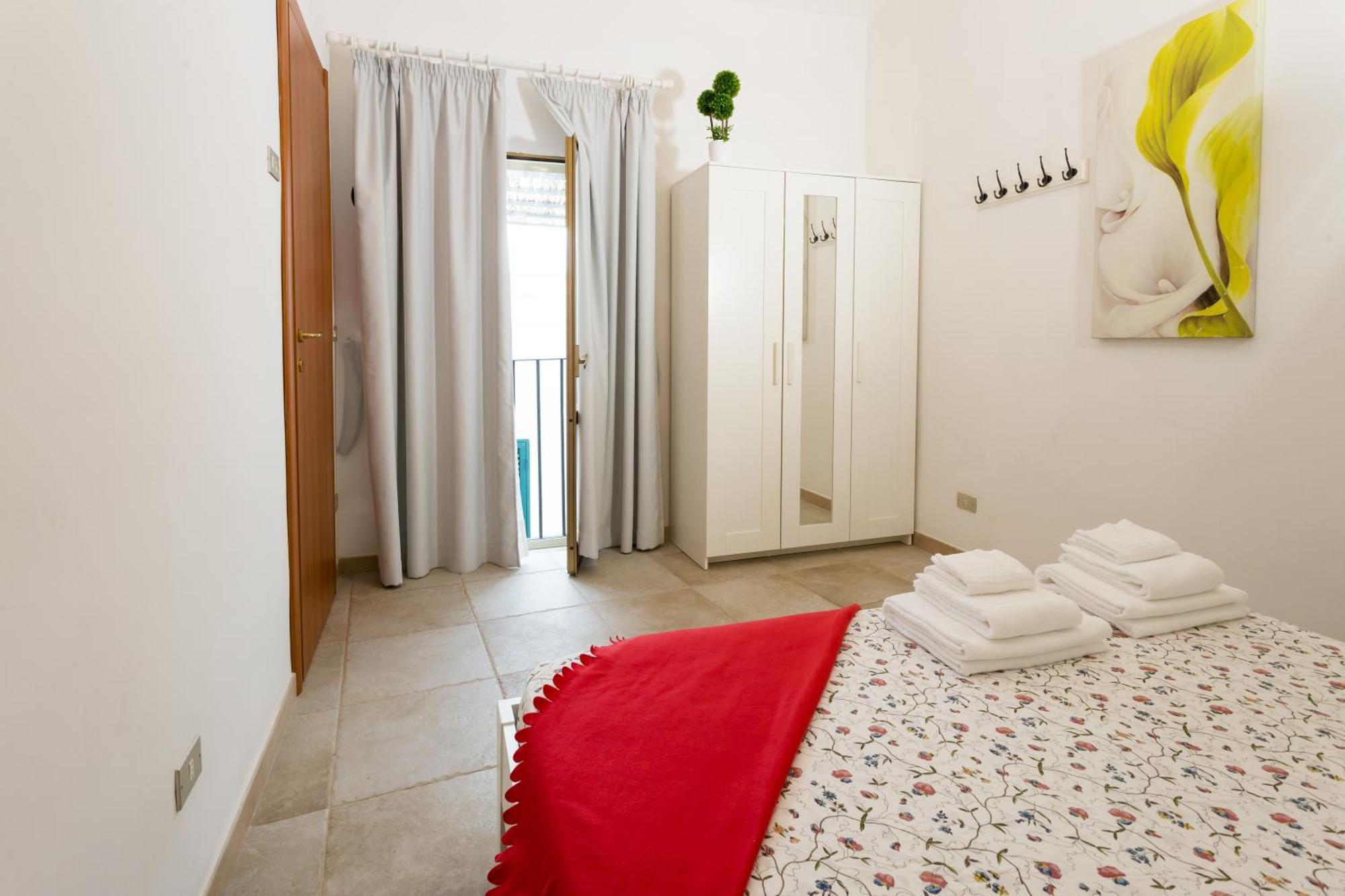 Victoria Apartments Monopoli Eksteriør bilde